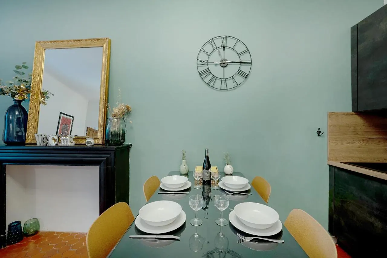 אביניון Spacieux - Cosy - Hypercentre - Netflix - Free Wifi